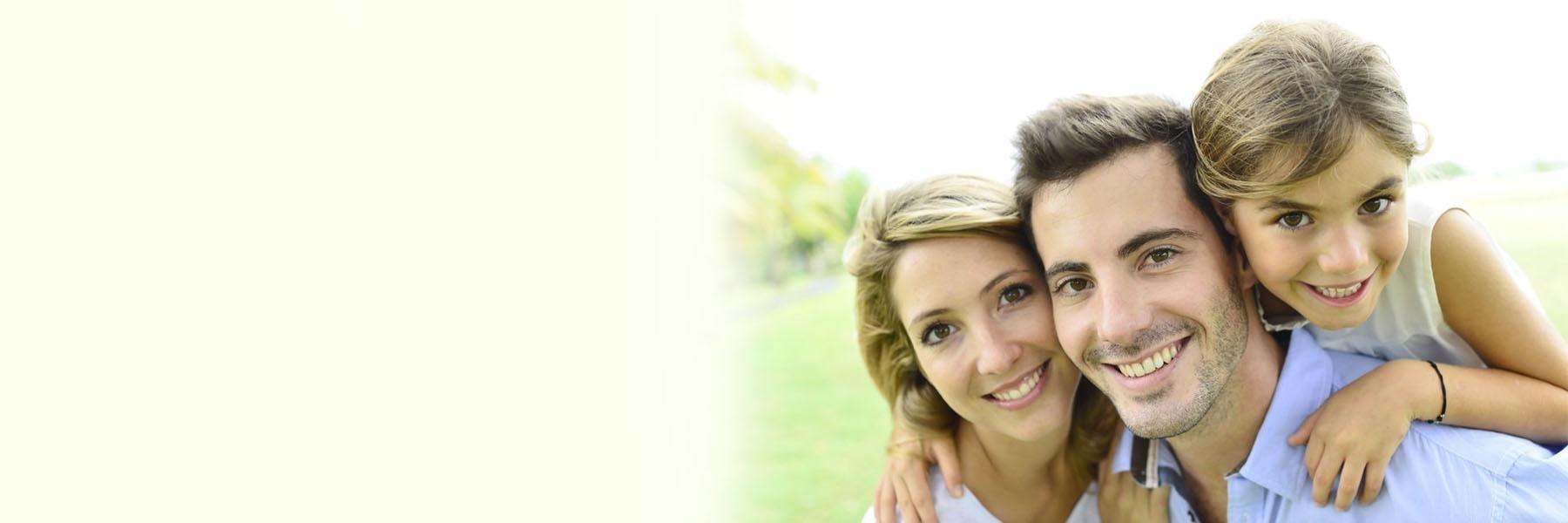 Family smiling | Dentist Vienna VA