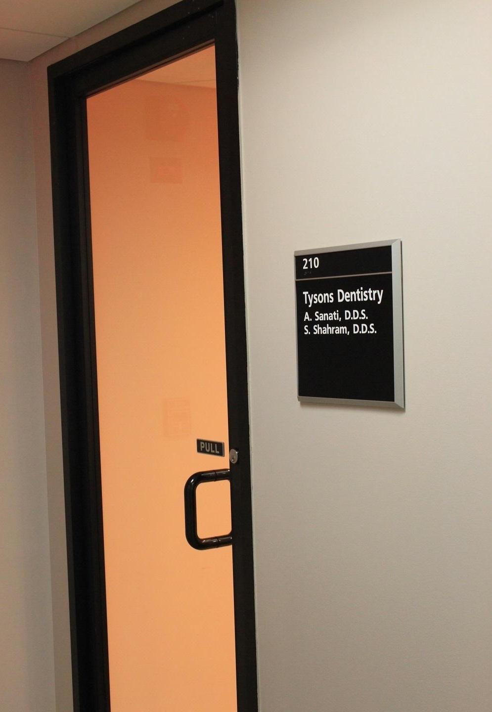 Tysons Dentistry front door